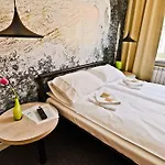 Hostel Sleep In & Stary Rynek Poznań