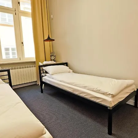 بيت شباب Sleep In & Stary Rynek *
