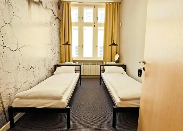 Sleep In & Stary Rynek * 포즈난